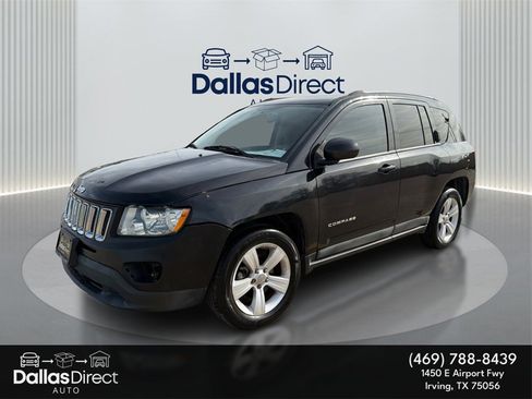 Used 2011 Jeep Compass 4WD image 2