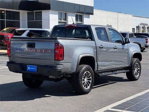 Used 2022 Chevrolet Colorado ZR2 image 2
