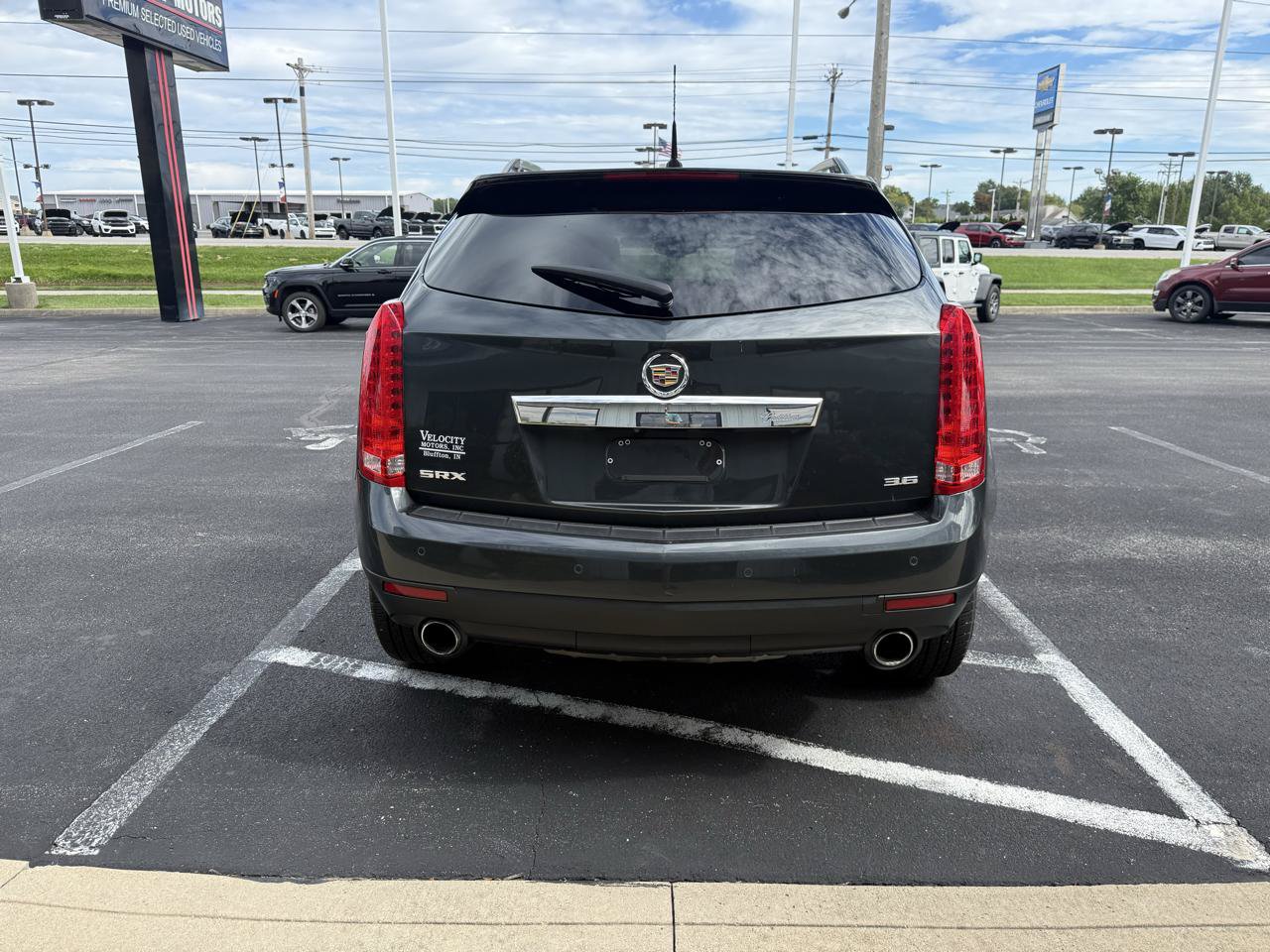 Used 2014 Cadillac SRX Performance w/ Driver Awareness Package FWD image 5