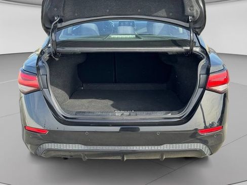 Used 2024 Nissan Sentra SV FWD image 24