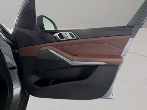 Certified 2025 BMW X5 xDrive40i image 40