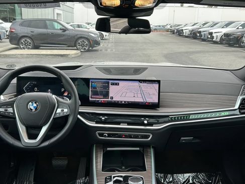 Used 2024 BMW X5 xDrive40i w/ Premium Package AWD/4WD image 34