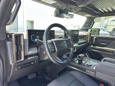 Used 2025 GMC Hummer EV 3X AWD/4WD image 10