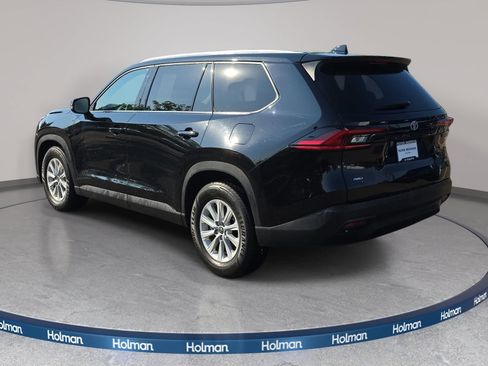 Used 2025 Toyota Grand Highlander AWD image 8