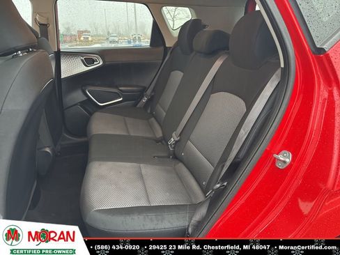 Used 2025 Kia Soul LX w/ LX Technology Package image 23