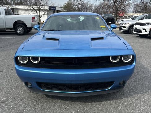 Used 2023 Dodge Challenger SXT w/ Plus Package image 2