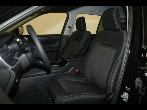 Used 2023 Jeep Grand Cherokee Laredo w/ Trailer Tow Prep Group (B) image 22