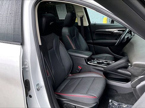 Used 2023 Buick Envision Essence w/ Sport Touring Package AWD/4WD image 7