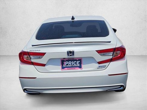 Used 2022 Honda Accord Sport image 6