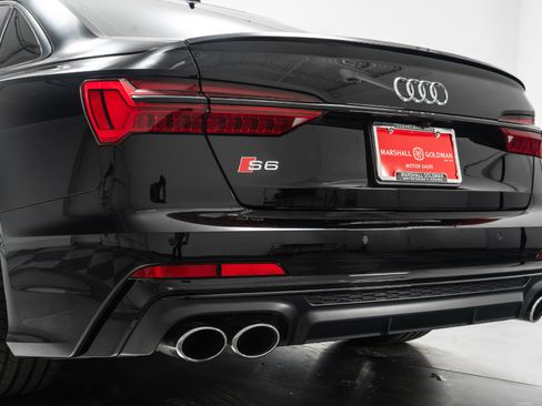 Used 2025 Audi S6 Premium Plus w/ Premium Plus Package image 39