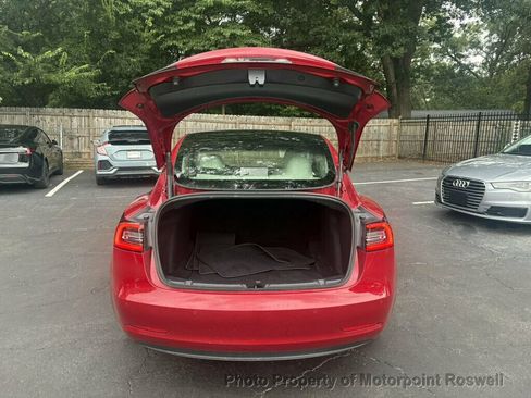 Used 2022 Tesla Model 3 Long Range AWD/4WD image 11