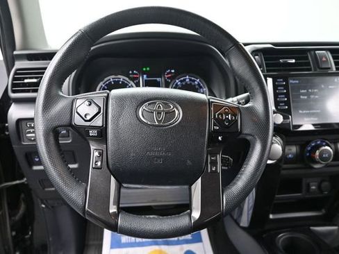 Used 2021 Toyota 4Runner TRD Off-Road AWD/4WD image 12