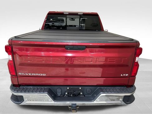 Used 2019 Chevrolet Silverado 1500 LTZ w/ LTZ Plus Package AWD/4WD image 4