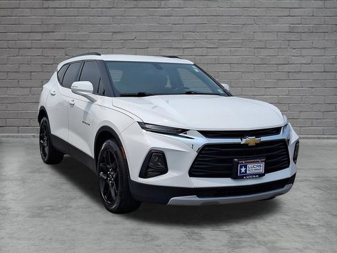 Used 2020 Chevrolet Blazer LT AWD/4WD image 2