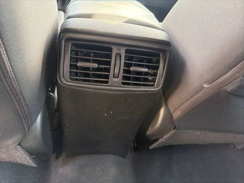 Used 2019 Nissan Rogue SV AWD/4WD image 20
