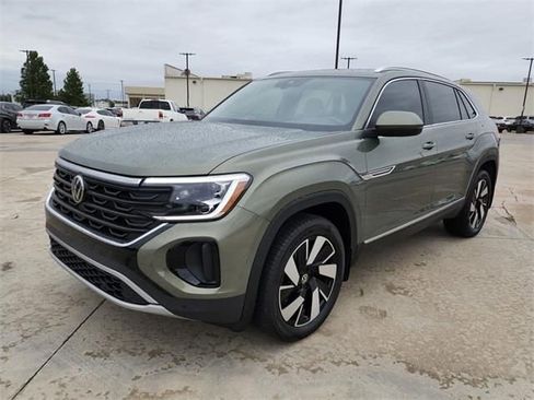 New 2026 Volkswagen Atlas Cross Sport SEL image 8