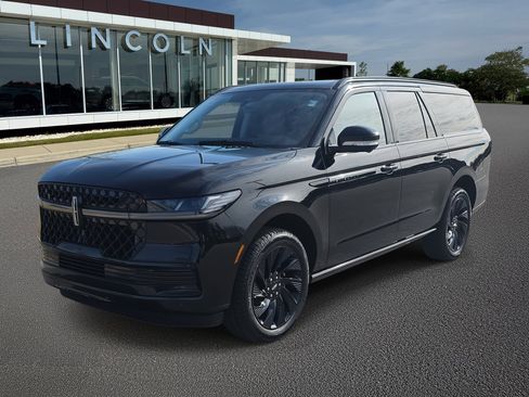 New 2026 Lincoln Navigator L Reserve w/ Jet Appearance Package image 1