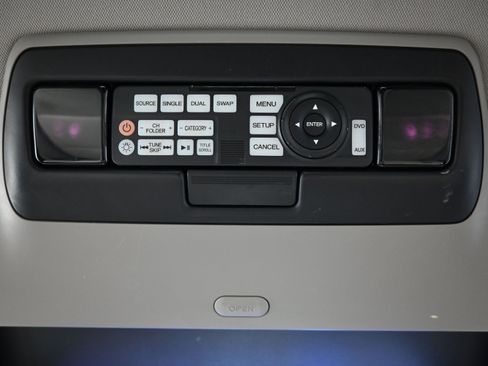 Used 2016 Honda Odyssey Touring Elite image 43