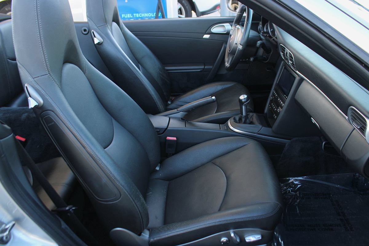Used 2010 Porsche 911 Carrera S RWD image 18