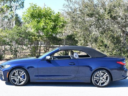 Used 2024 BMW M440i Convertible w/ Premium Package image 33
