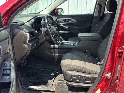 Used 2019 Chevrolet Traverse LT FWD image 20