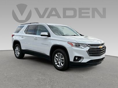 Used 2020 Chevrolet Traverse LT