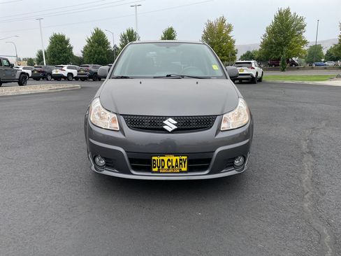 Used 2012 Suzuki SX4 Sportback FWD image 8