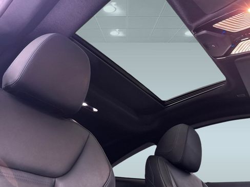 Used 2023 BMW M440i Coupe w/ M Carbon Exterior Package image 15