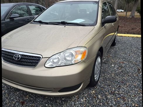 Used 2007 Toyota Corolla CE image 2