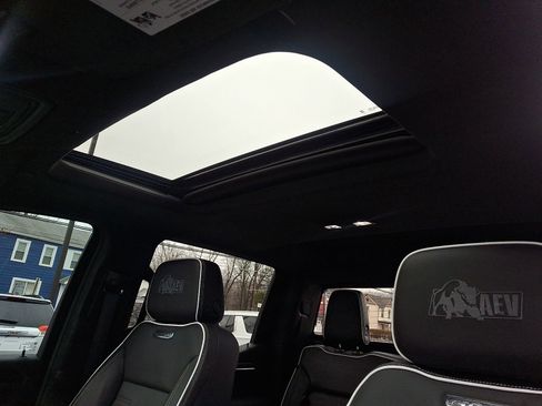 Used 2024 GMC Sierra 1500 AT4X w/ AT4X AEV Edition image 14