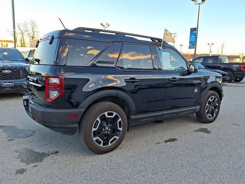 Used 2023 Ford Bronco Sport Outer Banks w/ Tech Package image 12