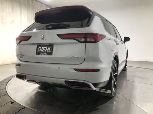 Used 2024 Mitsubishi Outlander Ralliart image 7