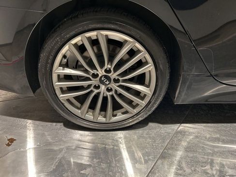 Used 2018 Kia Stinger image 17