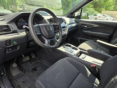 Used 2021 Honda Passport Sport image 11