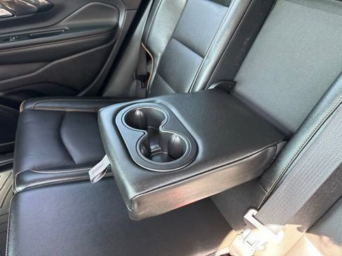 Used 2024 GMC Terrain AT4 w/ Infotainment Package II AWD/4WD image 34