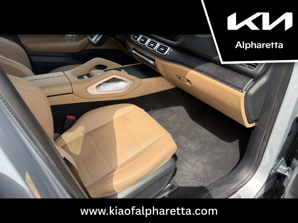 Used 2025 Mercedes-Benz GLS 450 4MATIC image 23