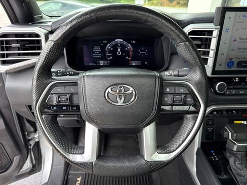 Used 2023 Toyota Tundra Platinum AWD/4WD image 12