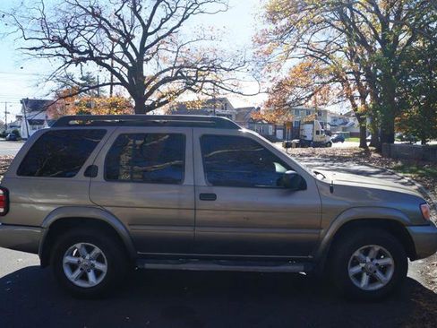 Used 2003 Nissan Pathfinder SE image 12