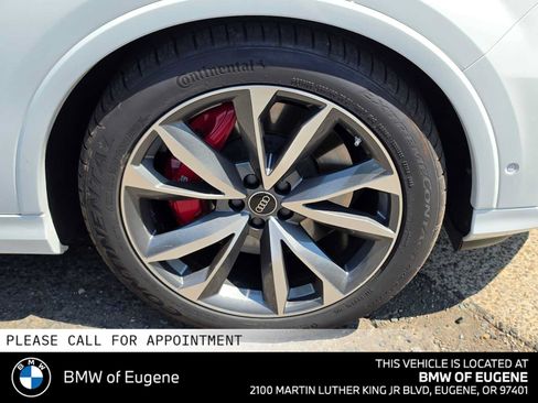 Used 2023 Audi SQ7 Prestige AWD/4WD image 9