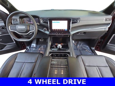 Used 2022 Jeep Wagoneer Series II image 9