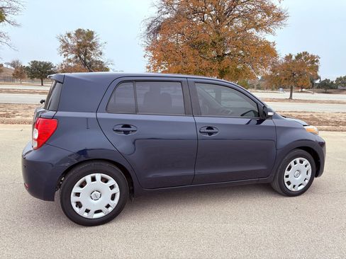 Used 2013 Scion xD 5-Door Hatchback 4- AT image 43