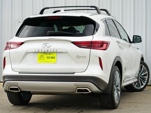 Used 2023 INFINITI QX50 Sensory w/ Accent Package image 5