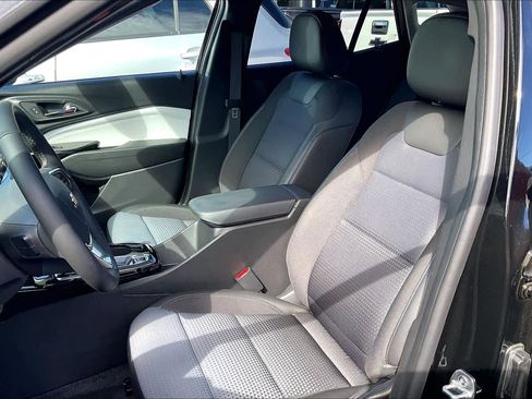 Certified 2024 Chevrolet Trax LT w/ Driver Confidence Package image 24