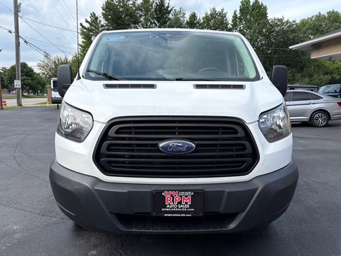 Used 2019 Ford Transit 150 130 Low Roof RWD image 2