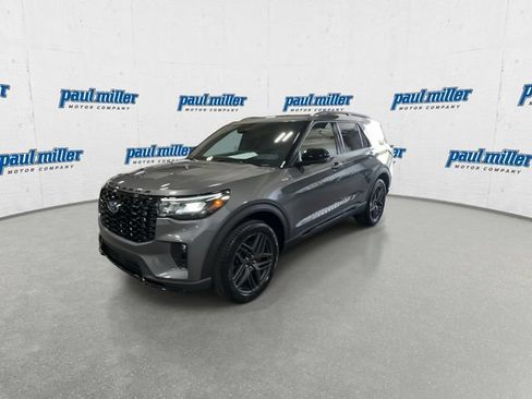 New 2026 Ford Explorer ST-Line w/ ST-Line Street Pack AWD/4WD image 5