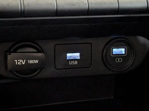 Used 2023 Hyundai Elantra SEL FWD image 20