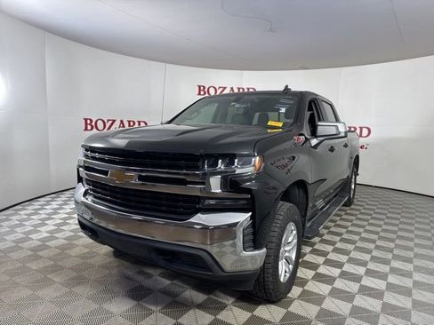 Used 2020 Chevrolet Silverado 1500 LT w/ All-Star Edition image 4