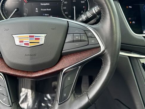 Used 2023 Cadillac XT5 Premium Luxury image 19