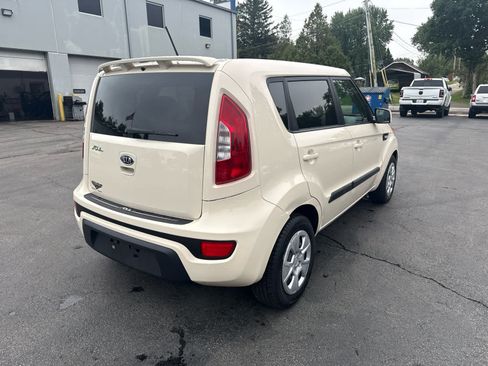 Used 2012 Kia Soul FWD image 3