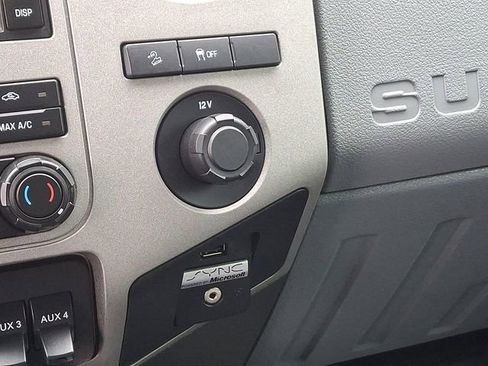 Used 2014 Ford F350 XLT w/ XLT Premium Package image 26